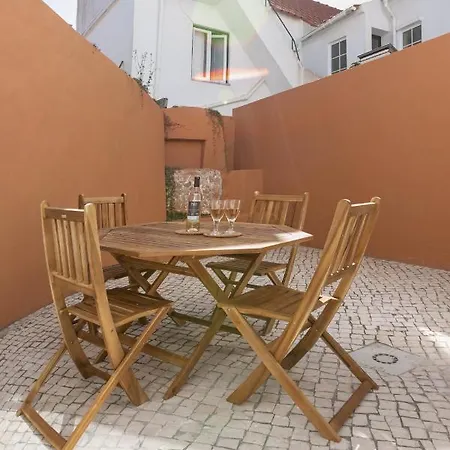 Apartament Patio House *