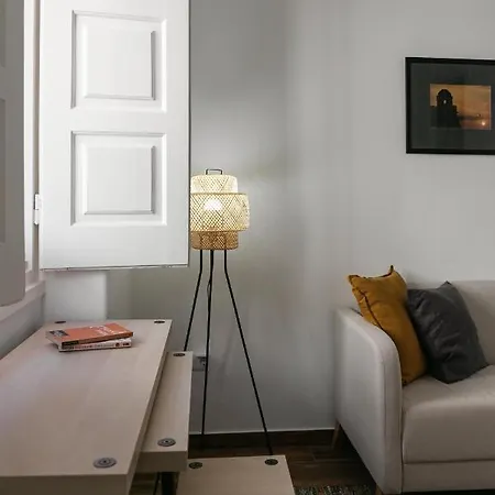 Apartament Patio House *
